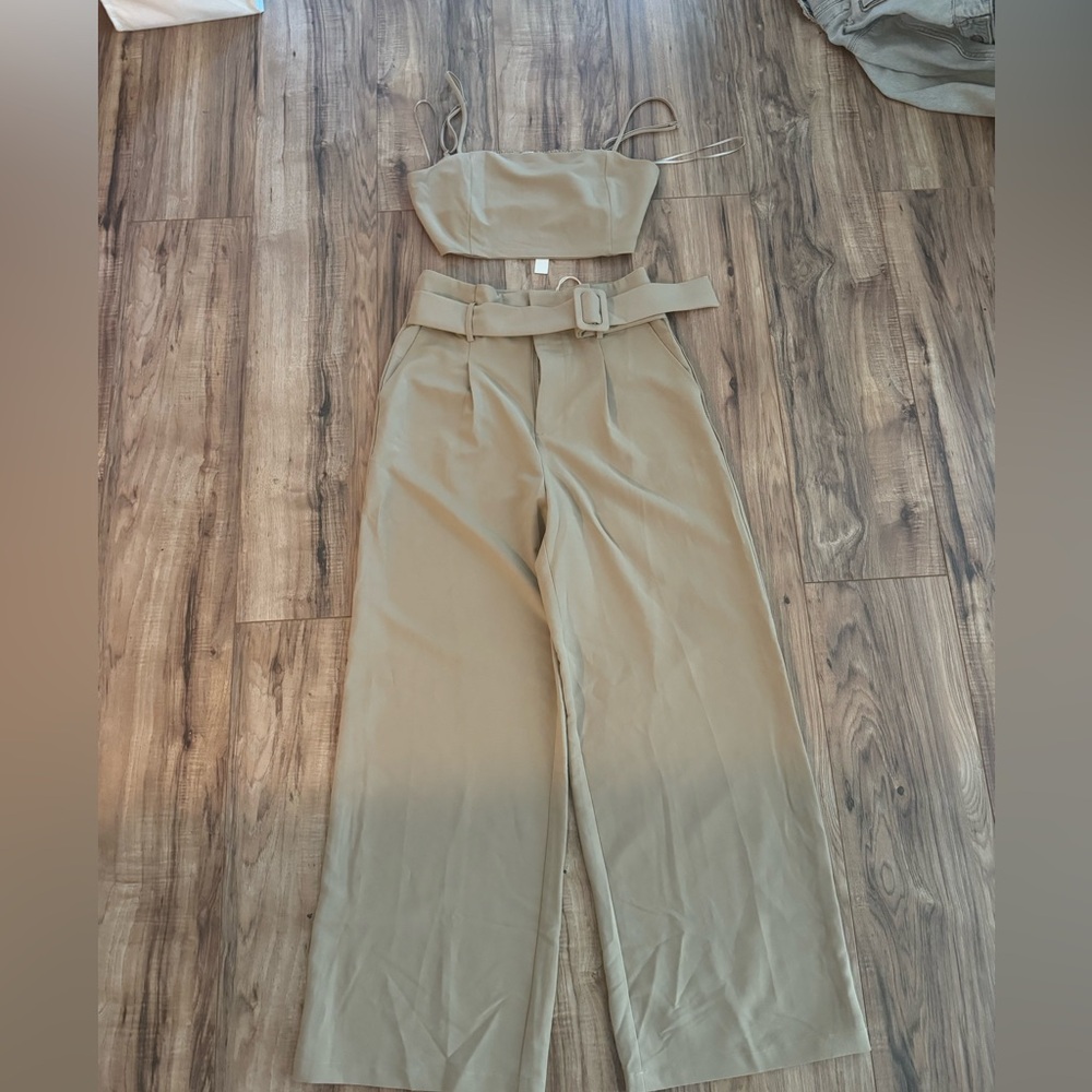 Crop top pant set